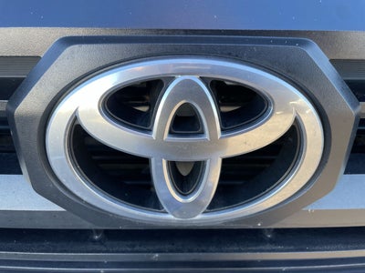 2024 Toyota Tacoma 4WD SR5