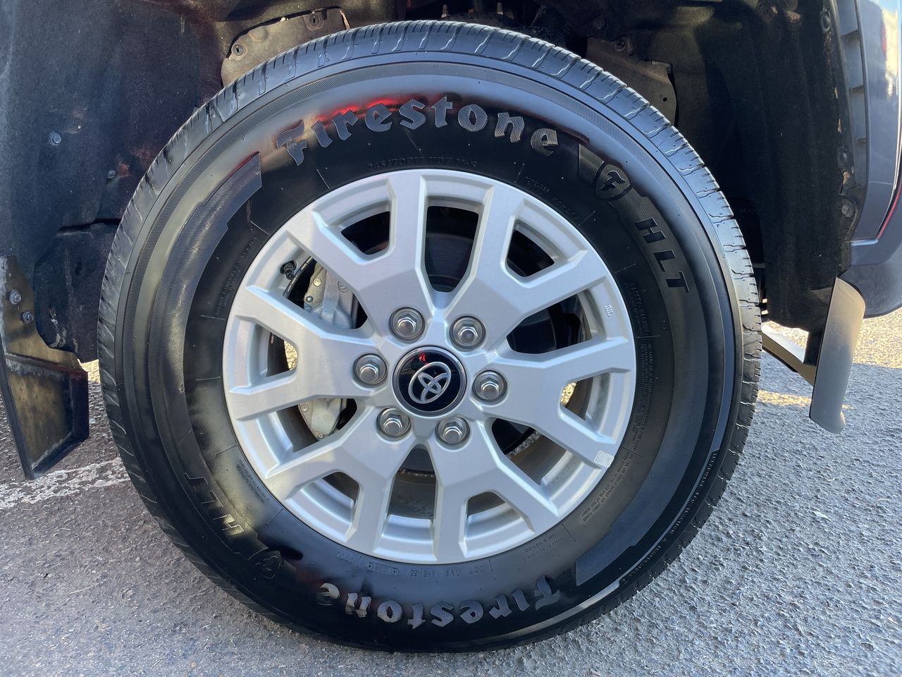 2024 Toyota Tacoma 4WD SR5