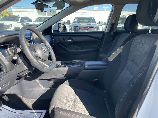 2024 Nissan Rogue SV - Photo 18