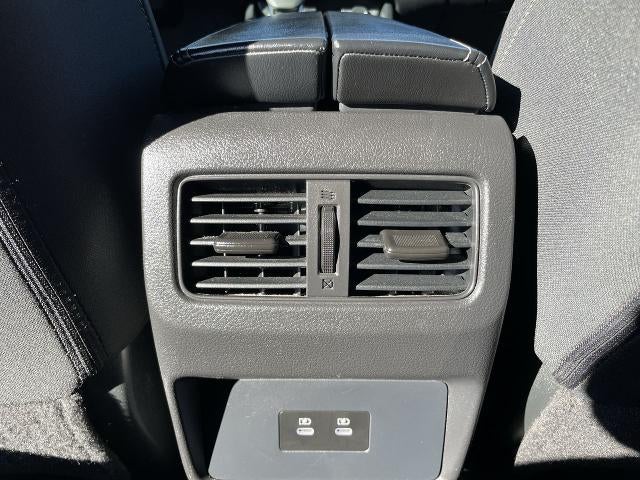2024 Nissan Rogue SV - Photo 20