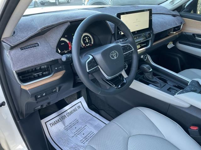 2025 Toyota Grand Highlander XLE