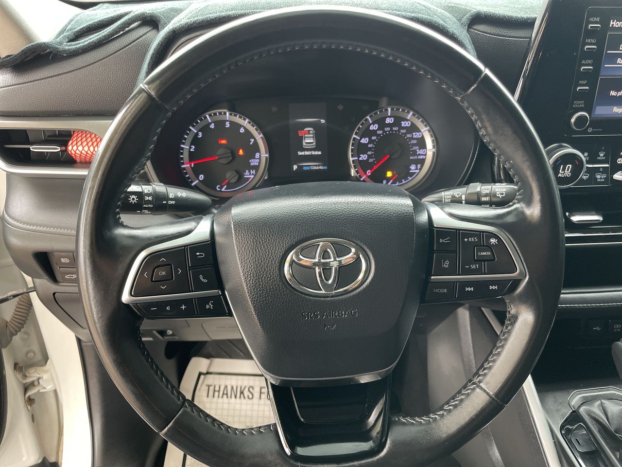 2020 Toyota Highlander LE