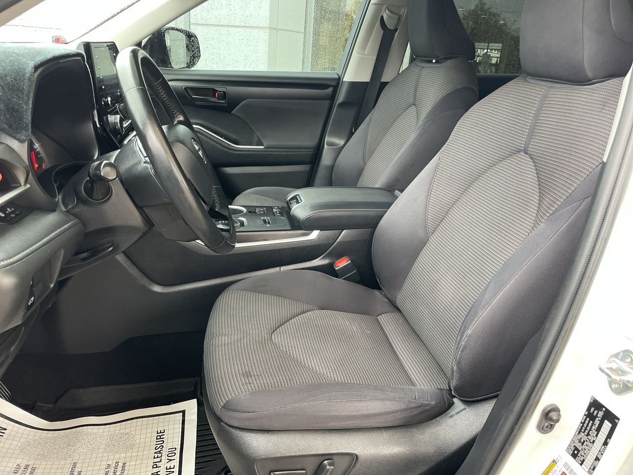 2020 Toyota Highlander LE