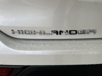 2020 Toyota Highlander LE