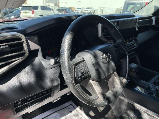 2022 Toyota Tundra 4WD SR5