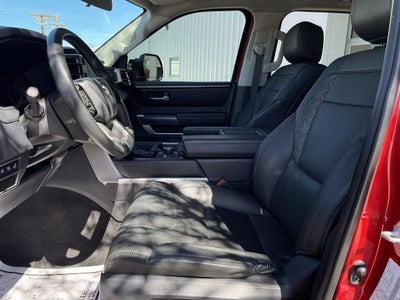 2022 Toyota Tundra 4WD SR5