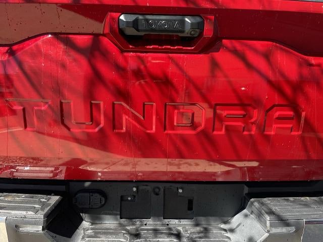 2022 Toyota Tundra 4WD SR5