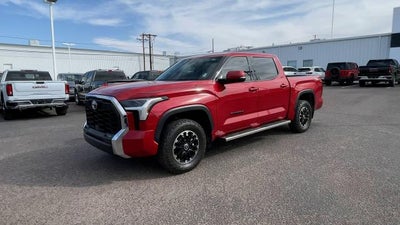 2022 Toyota Tundra 4WD SR5