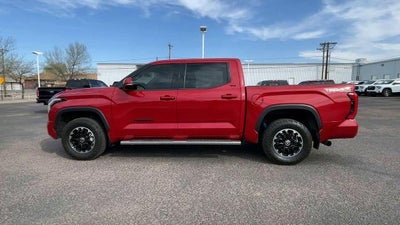 2022 Toyota Tundra 4WD SR5