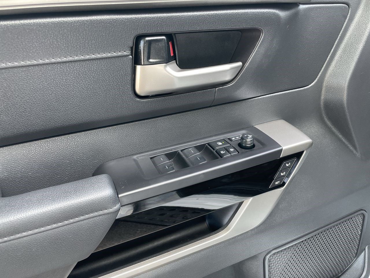 2024 Toyota Tundra 4WD Limited Hybrid