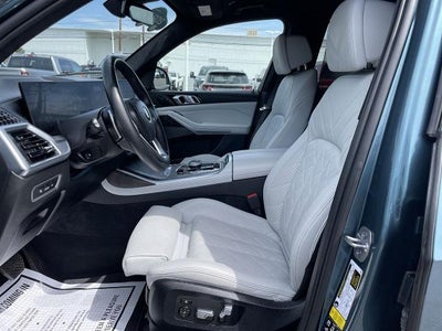 2024 BMW X7 xDrive40i