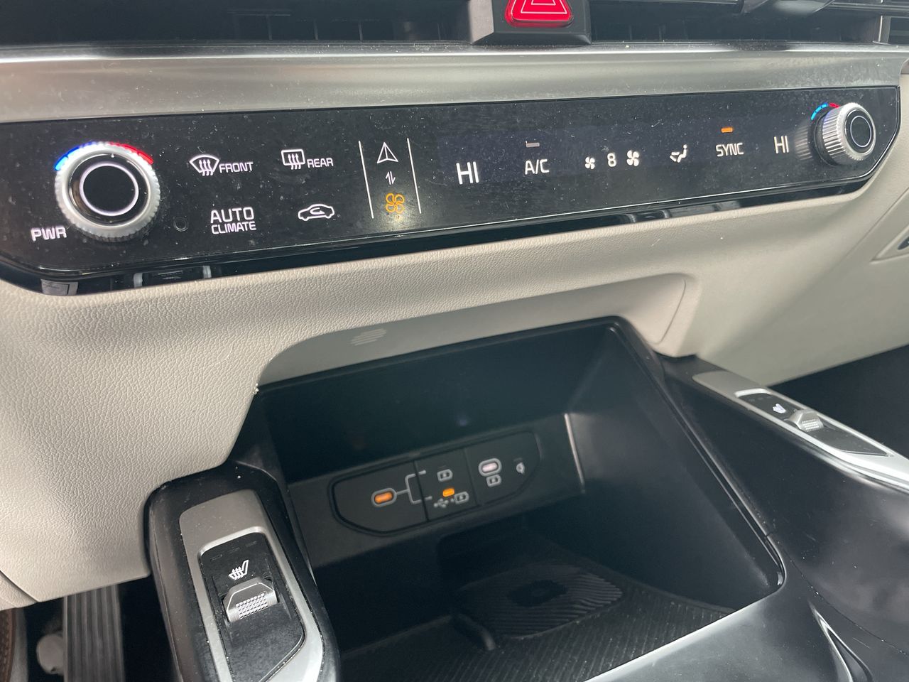 2024 Kia Sorento X-Line EX