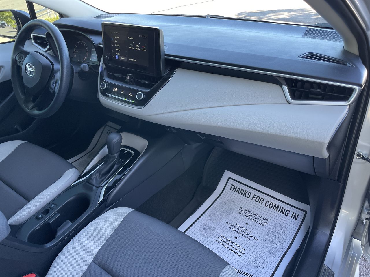 2023 Toyota Corolla LE