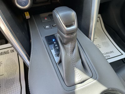 2022 Toyota Venza LE