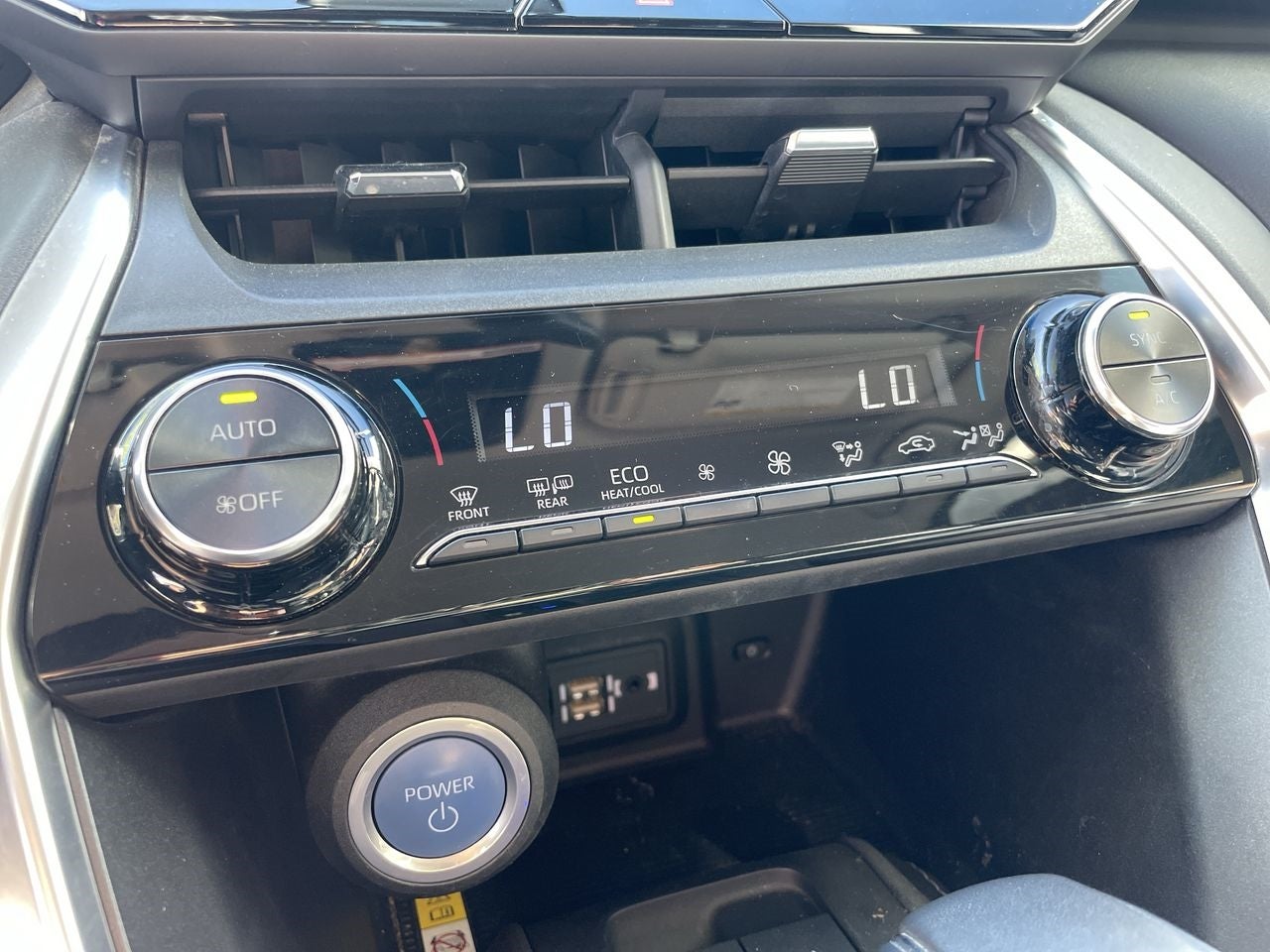 2022 Toyota Venza LE