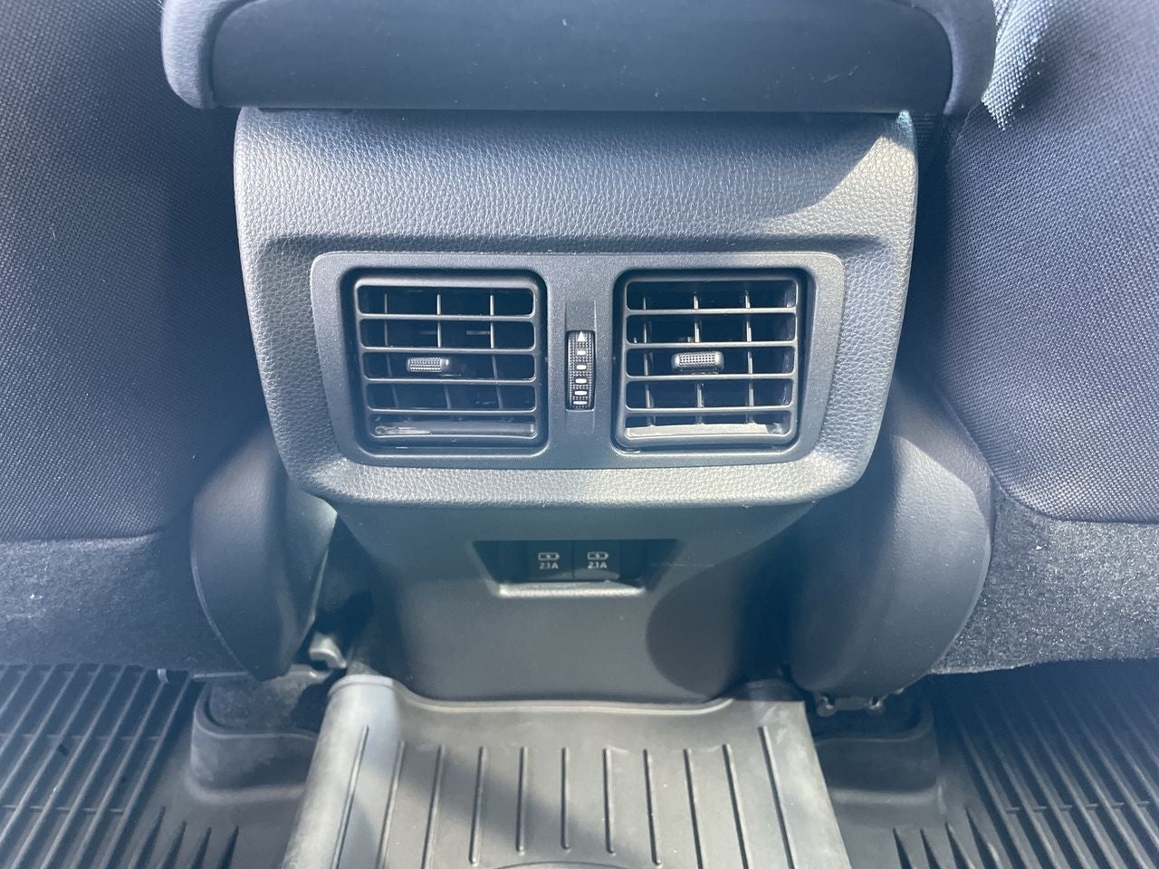 2022 Toyota Venza LE