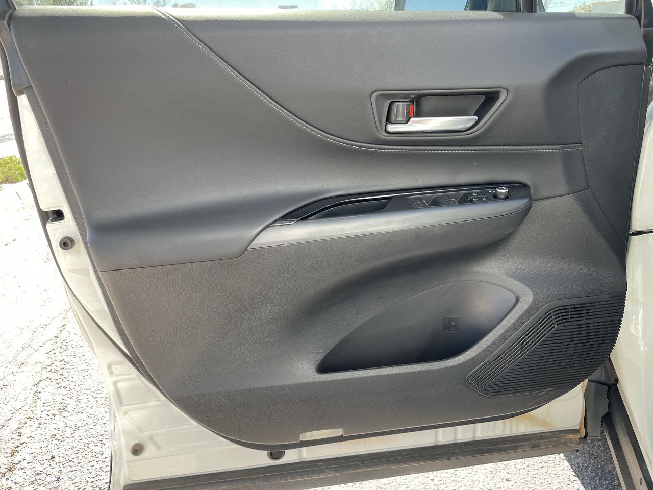 2022 Toyota Venza LE