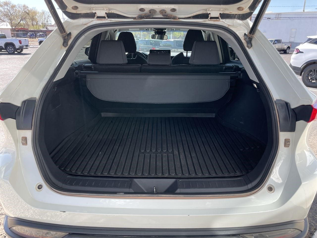 2022 Toyota Venza LE