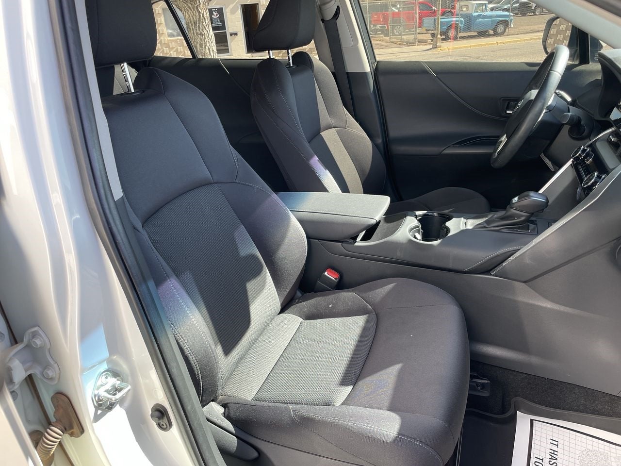 2022 Toyota Venza LE