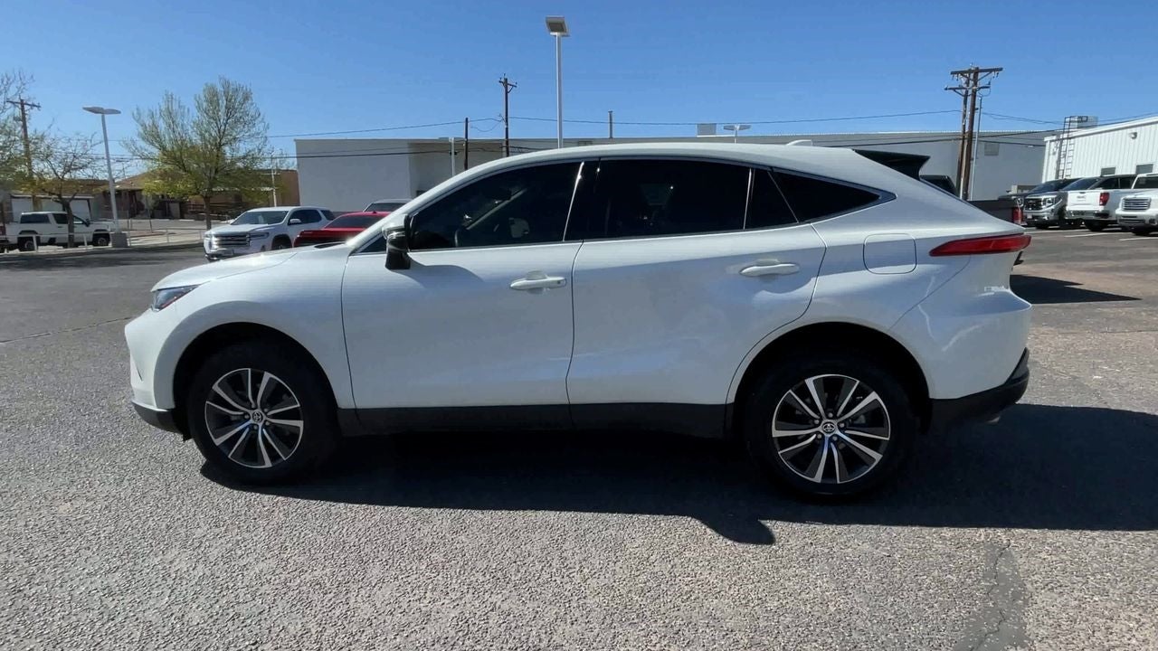 2022 Toyota Venza LE