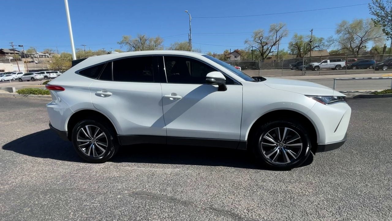 2022 Toyota Venza LE