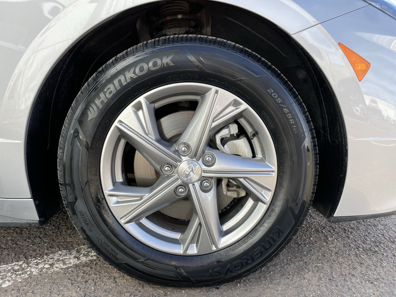 2023 Hyundai Sonata SE