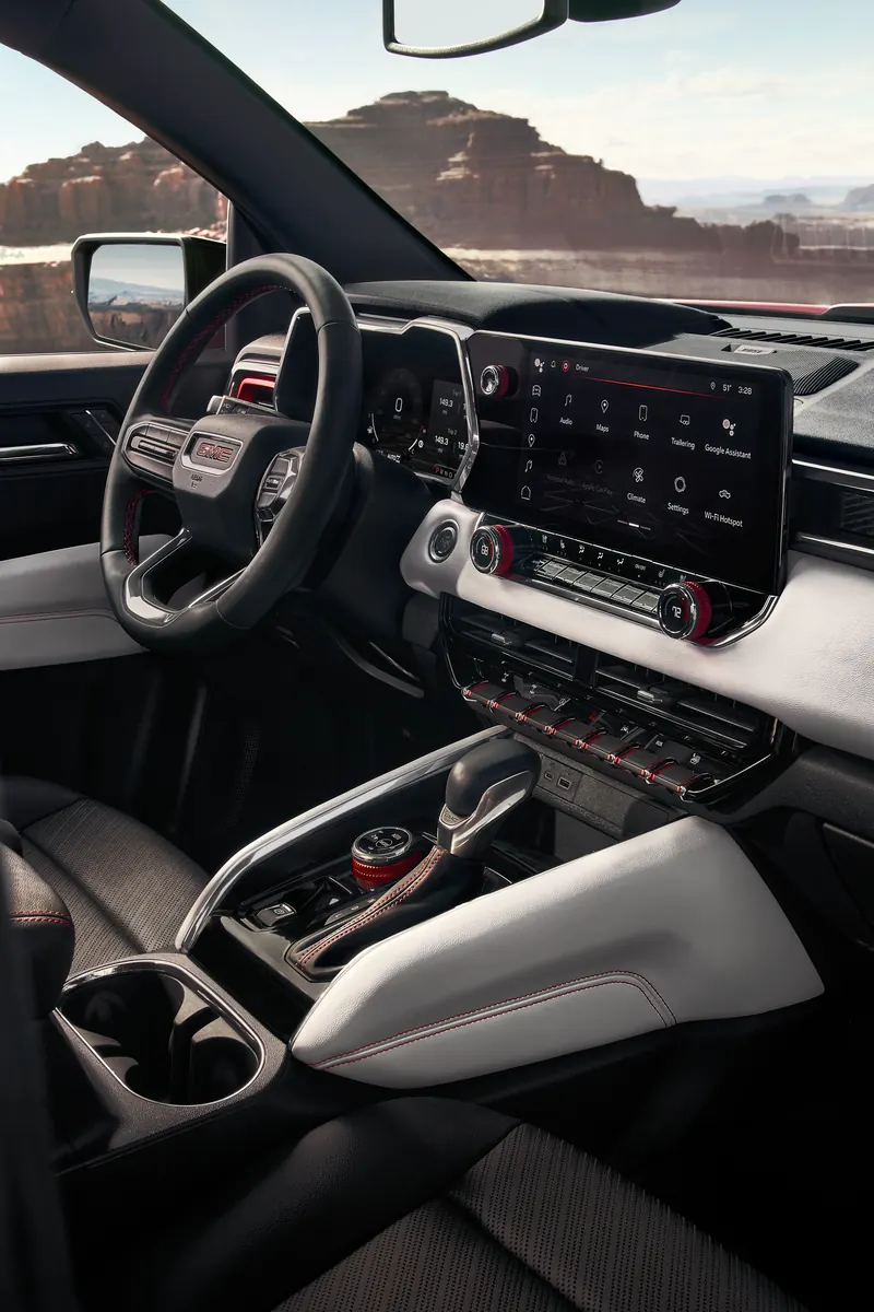 2026 GMC Canyon infotainment system at Rico Auto Complex in GALLUP NM